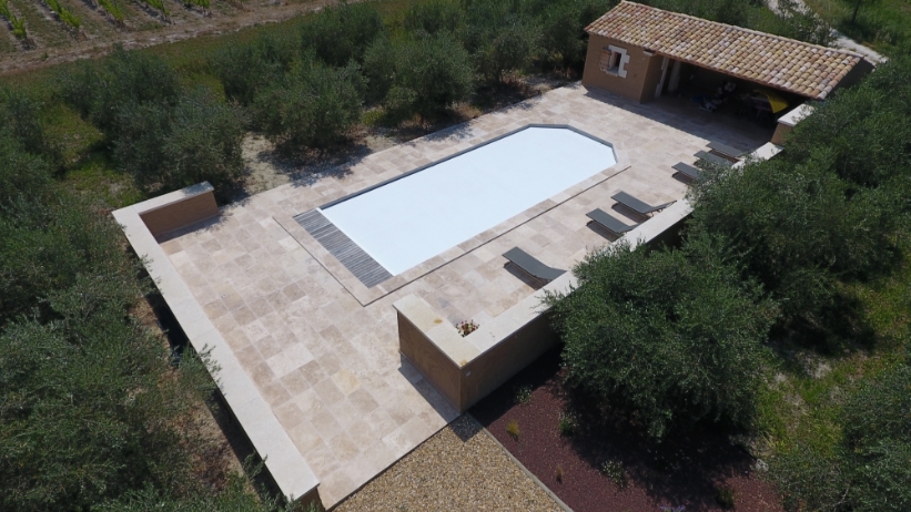 Alliance Piscines PISCINE LA ROCHE SUR YON Abris