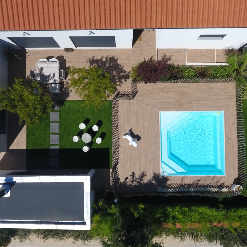 Alliance Piscines PISCINE LA ROCHE SUR YON Celestine 4 Blanche C1 4 Copie