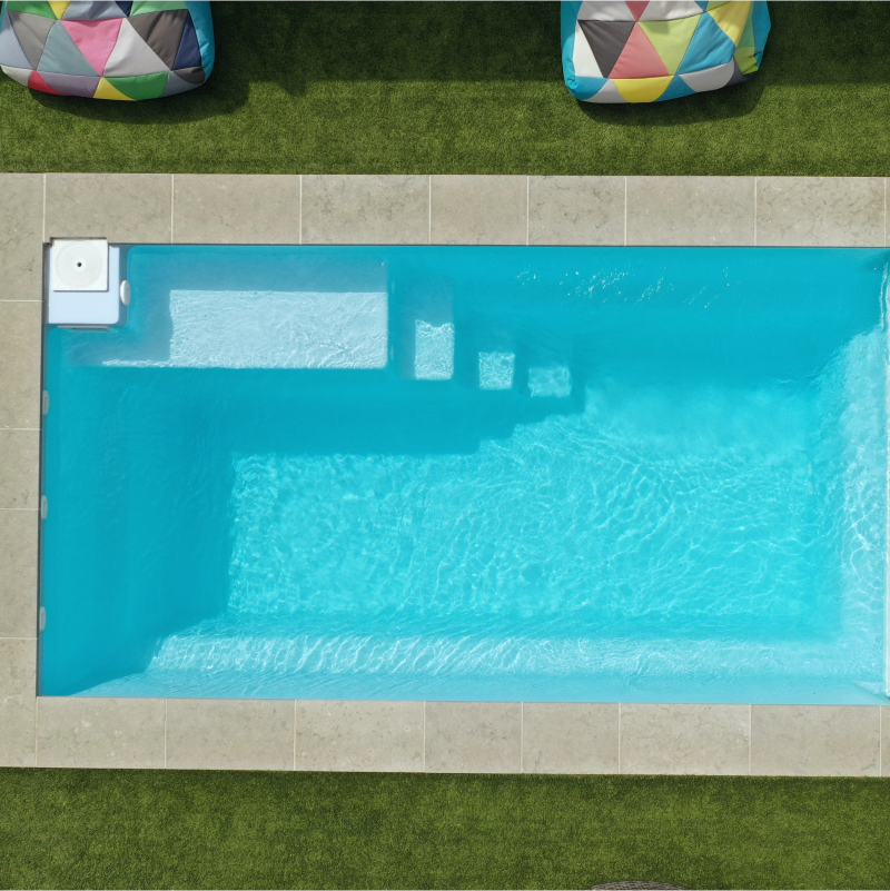 Alliance Piscines PISCINE LA ROCHE SUR YON City Bleue Volet Immerge C1 1