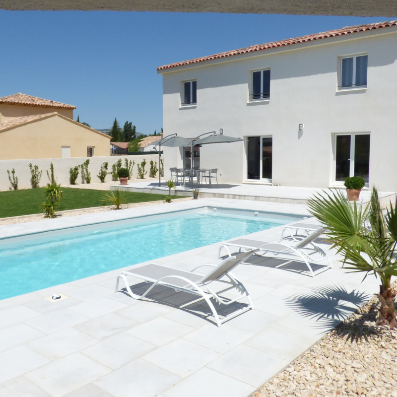 Alliance Piscines PISCINE LA ROCHE SUR YON Kryptonite 9C Grise CoverIn KC5 1