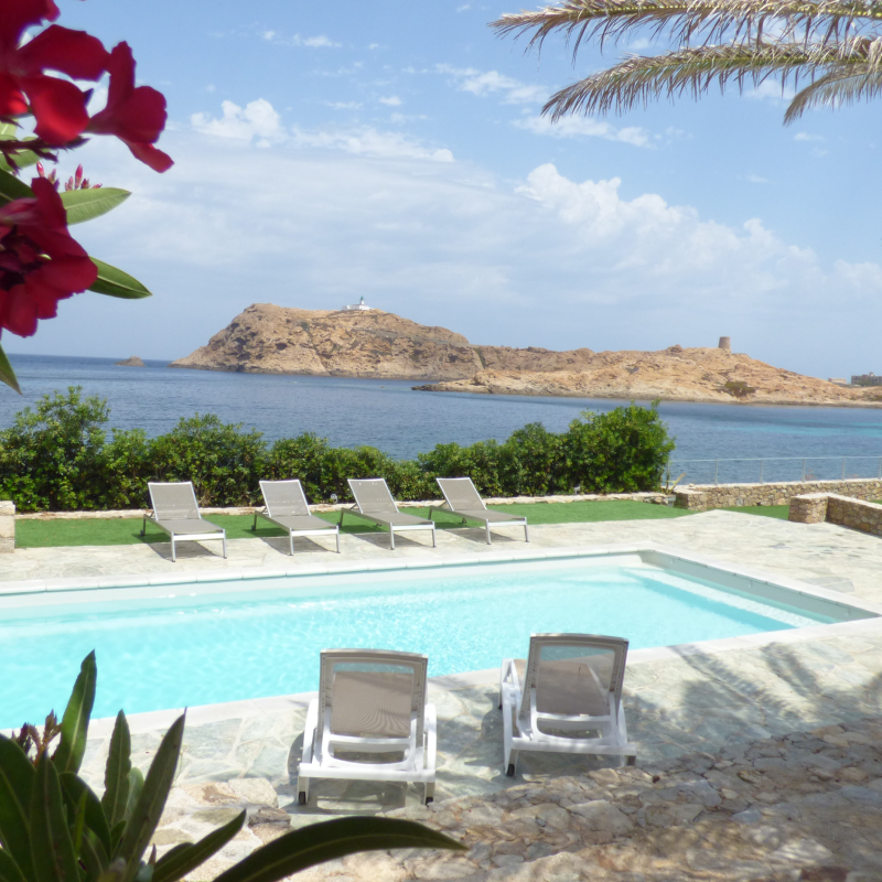 Alliance Piscines PISCINE LA ROCHE SUR YON Kryptonite K1 9