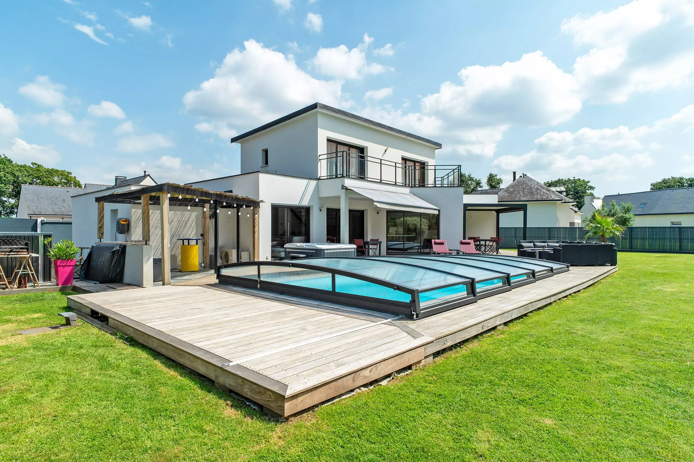 Alliance Piscines PISCINE LA ROCHE SUR YON AQUAMASTER Briec Master Bas 202502